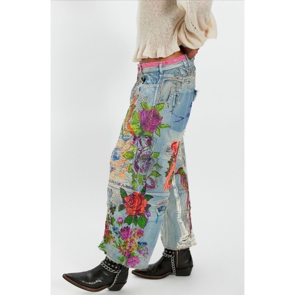 Magnolia Pearl Denim Jeans NWT Embroidered Painted Distressed Patchwork - Picture 3 of 16